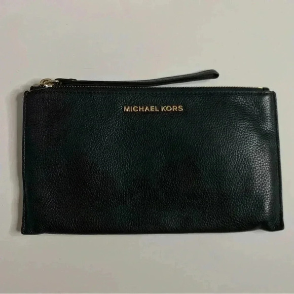 Michael Kors Black Wristlet - Picture 1 of 7